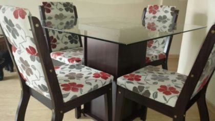 cadeiras de madeira estampadas para mesa de jantar